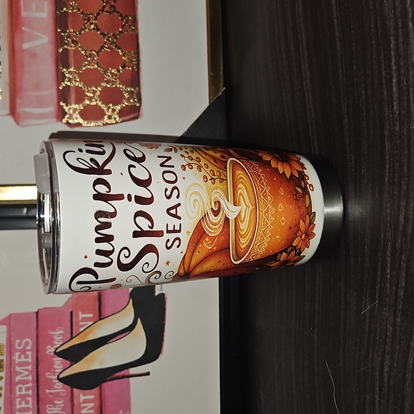 Pumpkin Spice season 20 Oz Stainless Steel tumbler With Lid New - Picture 1 of 4